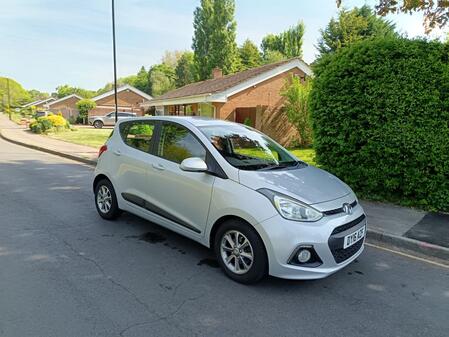 HYUNDAI I10 1.2 Premium